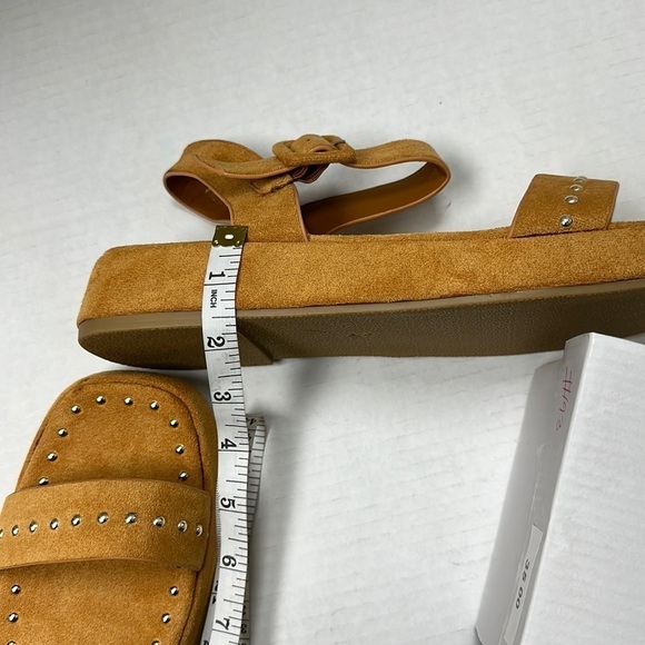 Acata light brown studded sandal NEW - Picture 4 of 5